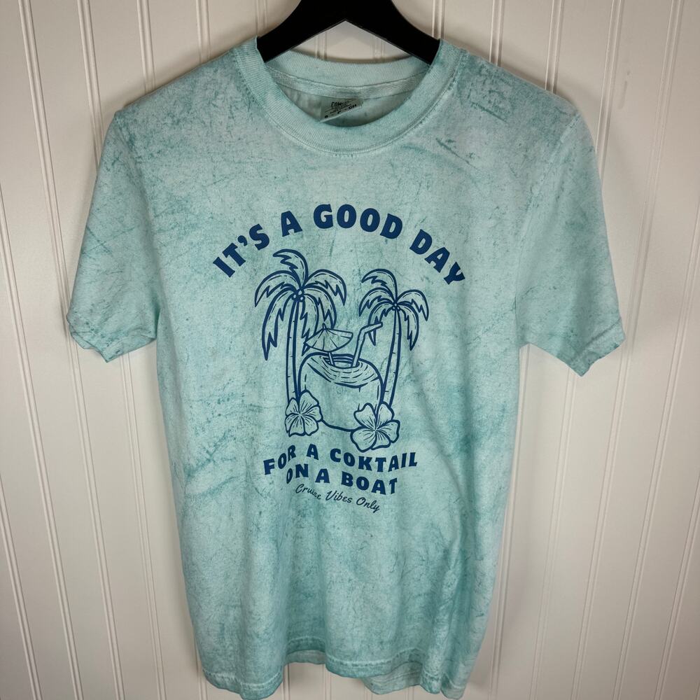 Cruise TShirt Cocktail On A Boat Size Small NWOT